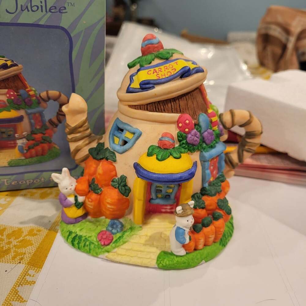 Jubilee Carrot Shop Ceramic Easter Bunny Teapot Figurine
